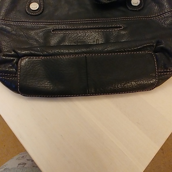 *SOLD*  Fossil purse - Picture 3 of 8